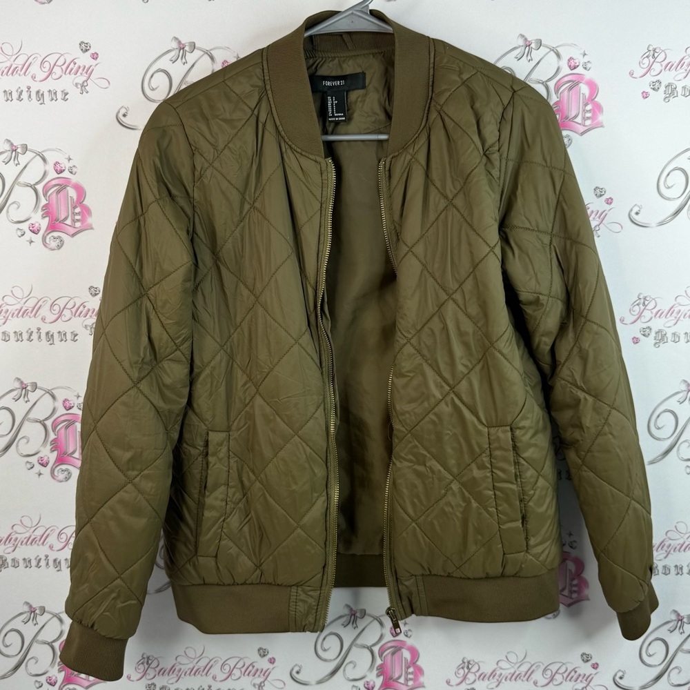 Forever 21 jacket coat zip up diamond green cargo Khaki Quilted Bomber Jacket